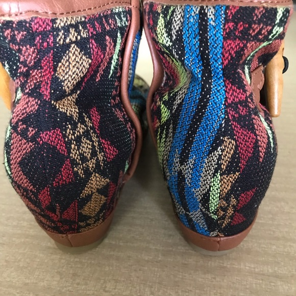 Skechers Hidden Wedge Ankle Bootie - Picture 5 of 13